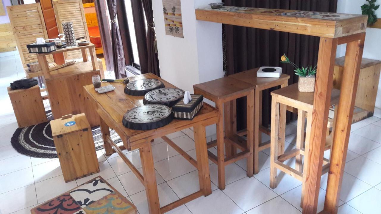 Rumah Roso Homestay Yogyakarta Ngoại thất bức ảnh