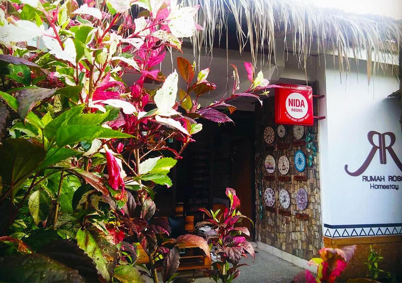 Rumah Roso Homestay Yogyakarta Ngoại thất bức ảnh