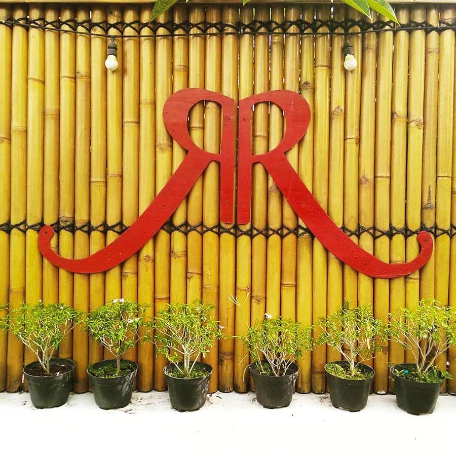 Rumah Roso Homestay Yogyakarta Ngoại thất bức ảnh